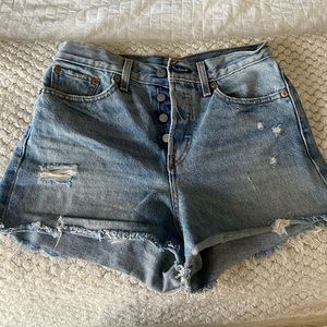 Levi shorts